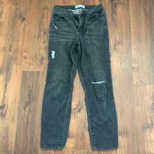 Black distressed mom jeans